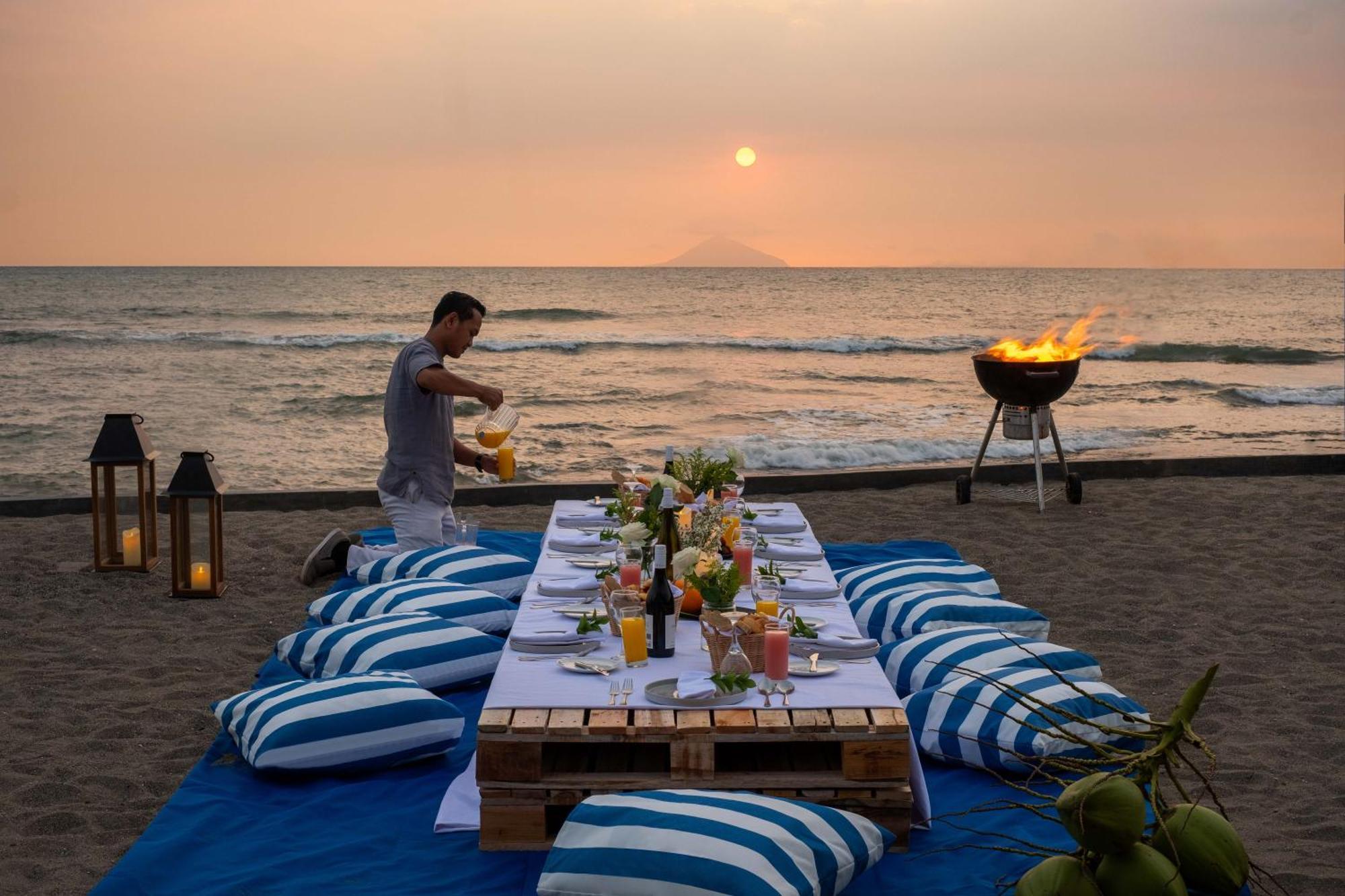 Novus Jiva Anyer Hotel Exterior photo